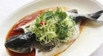 酸梅鱼是什么鱼（潮州酸梅煮鱼做法）