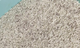 矿石猫砂好还是膨润土（矿石猫砂多久换一次）